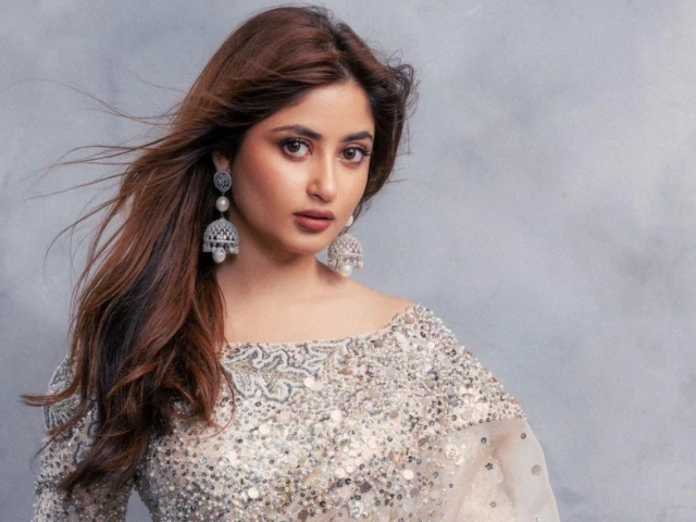 Sajal Ali applauds ‘Pakkay Dost’ for making Urdu fun for kids