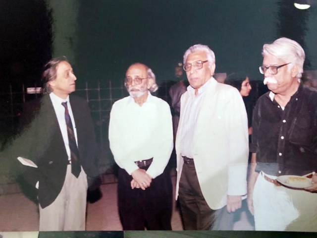 saleem asmi second from left was born on november 29 1934 at jhansi but spent his formative years in delhi photo by author