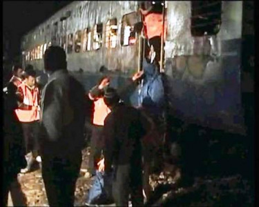 hindu extremist confesses involvement in samjhauta express bombing