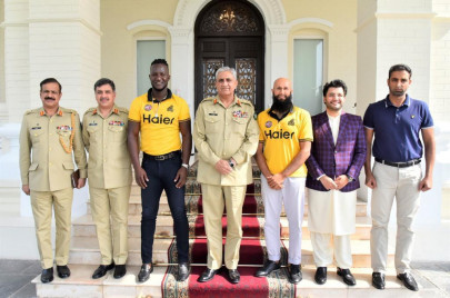 coas bajwa meets hashim amla daren sammy coas bajwa meets hashim amla daren sammy