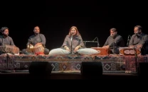 sanam marvi enthrals parisians at theatre de la ville in paris sanam marvi enthrals parisians at theatre de la ville in paris