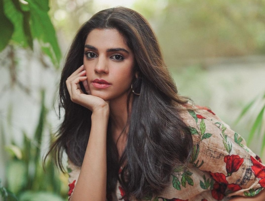 Sanam Saeed responds to controversy surrounding ‘Barzakh’ | The Express Tribune