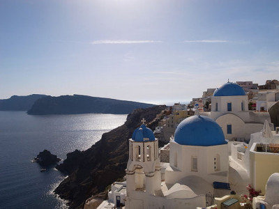 greece on high alert as quakes shake santorini island
