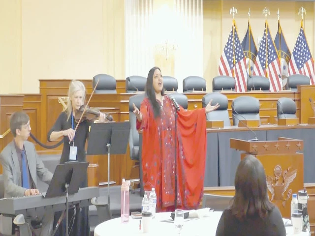 Pakistani Sufi opera singer Saira Peter honoured in Washington