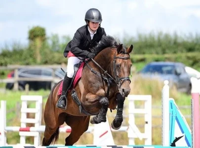 british equestrian rider sarah yorke 37 dies following a tragic fall at an eventing trial