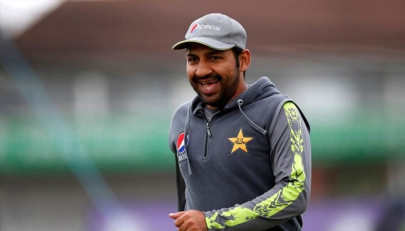 sarfaraz ahmed should retire from test cricket ramiz raja sarfaraz ahmed should retire from test cricket ramiz raja