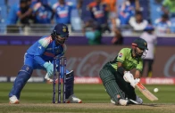 pakistan s batting struggles continue with 147 dot balls against india