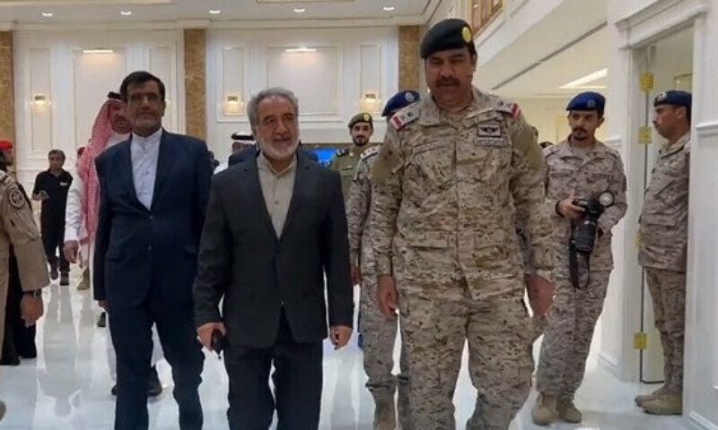 iran s charg d affaires to saudi arabia l visits a naval base at jeddah saudi arabia photo al ekhbariya tv