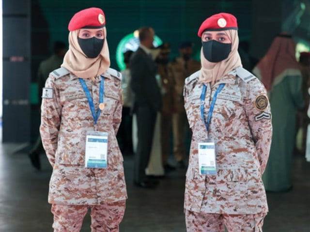 saudi arabia allows women to join border guards saudi arabia allows women to join border guards