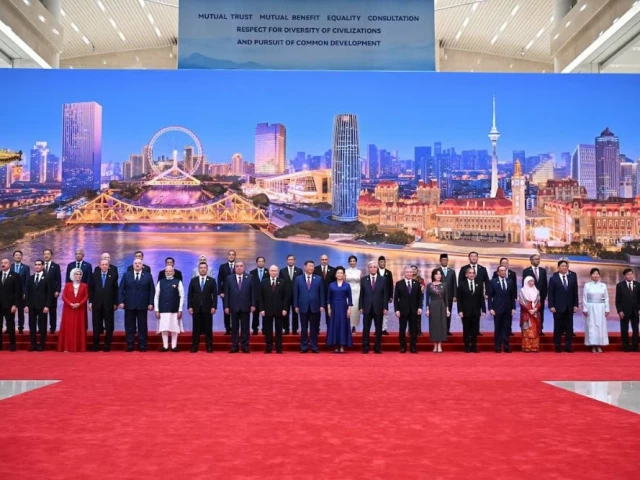 leaders including chinese president xi jinping and russian president vladimir putin attend a photo ceremony at the shanghai cooperation organisation sco summit in tianjin china august 31 2025 photo reuters