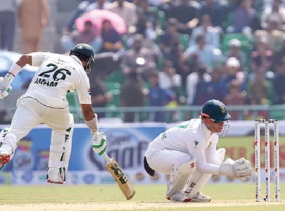 pak recover to 313 5 against sa strike pak recover to 313 5 against sa strike