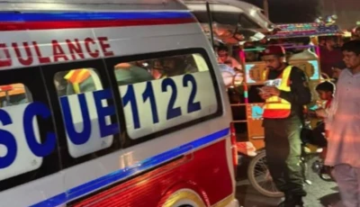 14 killed as truck plunges into dry canal in sargodha fog