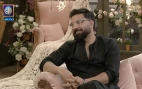 yasir hussain calls out pakistan s obsession with fair skin
