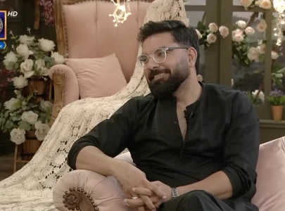 yasir hussain calls out pakistan s obsession with fair skin