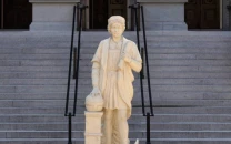 white house installs statue of christopher columbus on its grounds