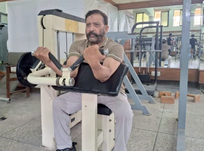 old iron new drugs the fight for natural muscle