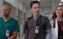 scrubs reboot teaser reunites original cast and introduces new interns at sacred heart scrubs reboot teaser reunites original cast and introduces new interns at sacred heart