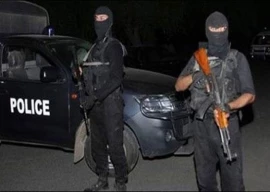 ctd officers busted in karachi after inquiry finds them guilty of extortion