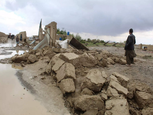 two killed 20 injured as heavy rain lashes balochistan two killed 20 injured as heavy rain lashes balochistan