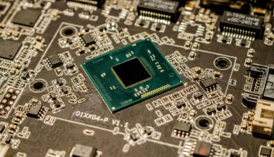 a microchip with other components photo pexels