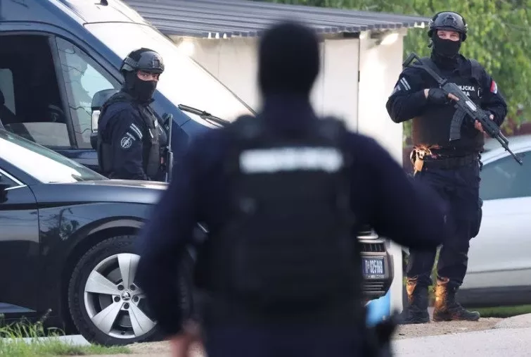 security personnel operate in the aftermath of a shooting in dubona serbia may 5 2023 reuters antonio bronic security personnel operate in the aftermath of a shooting in dubona serbia may 5 2023 reuters antonio bronic