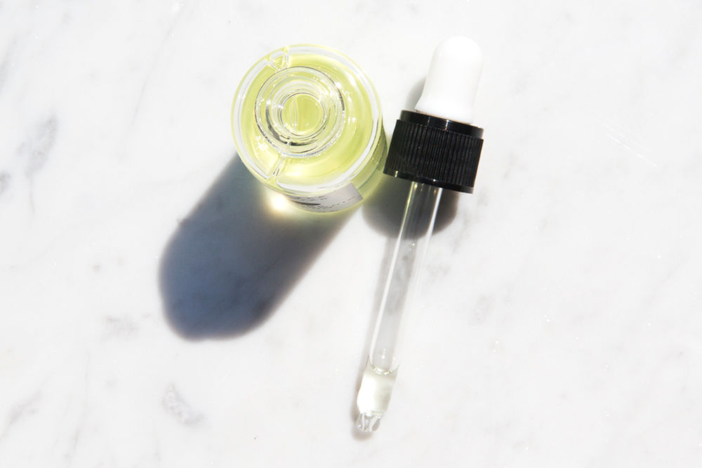PHOTO: INTO THE GLOSS