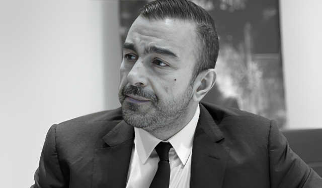 masses are watching old punjabi films on their phones instead of going to cinemas shaan shahid