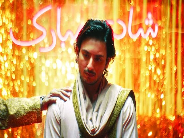 raheem looks as desolate as a dulha can wrapped in white and gold shawl photo file raheem looks as desolate as a dulha can wrapped in white and gold shawl photo file