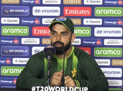 our goal win t20 world cup says shadab khan as pakistan qualify for super eights