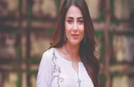 ushna shah photo file