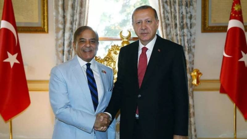 PM Shahbaz, Turkish President pledge to strengthen bilateral ties