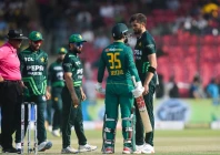 watch tension erupts in pakistan vs south africa as on field arguments escalate