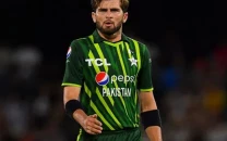 shaheen afridi suffers injury scare in bbl