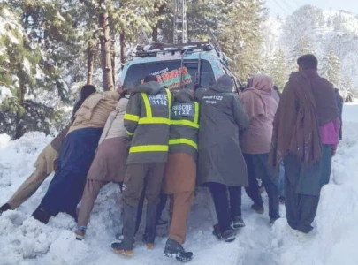 severe snowfall paralyses life in shangla for 2nd day