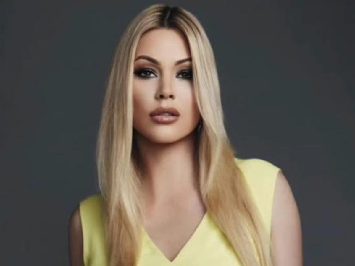 shanna moakler faces criticism over memoir title possibly linked to travis barker