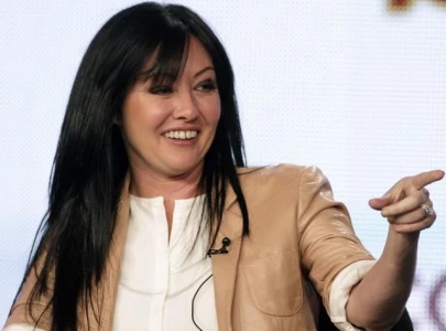 shannen doherty s mother to continue late actress s podcast honoring her legacy of love and support shannen doherty s mother to continue late actress s podcast honoring her legacy of love and support