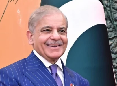 pm shehbaz hails overseas pakistanis as remittances hit 41 6b in fy2025 26