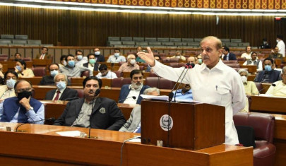 pml n demands probe into the most expensive lng purchase pml n demands probe into the most expensive lng purchase