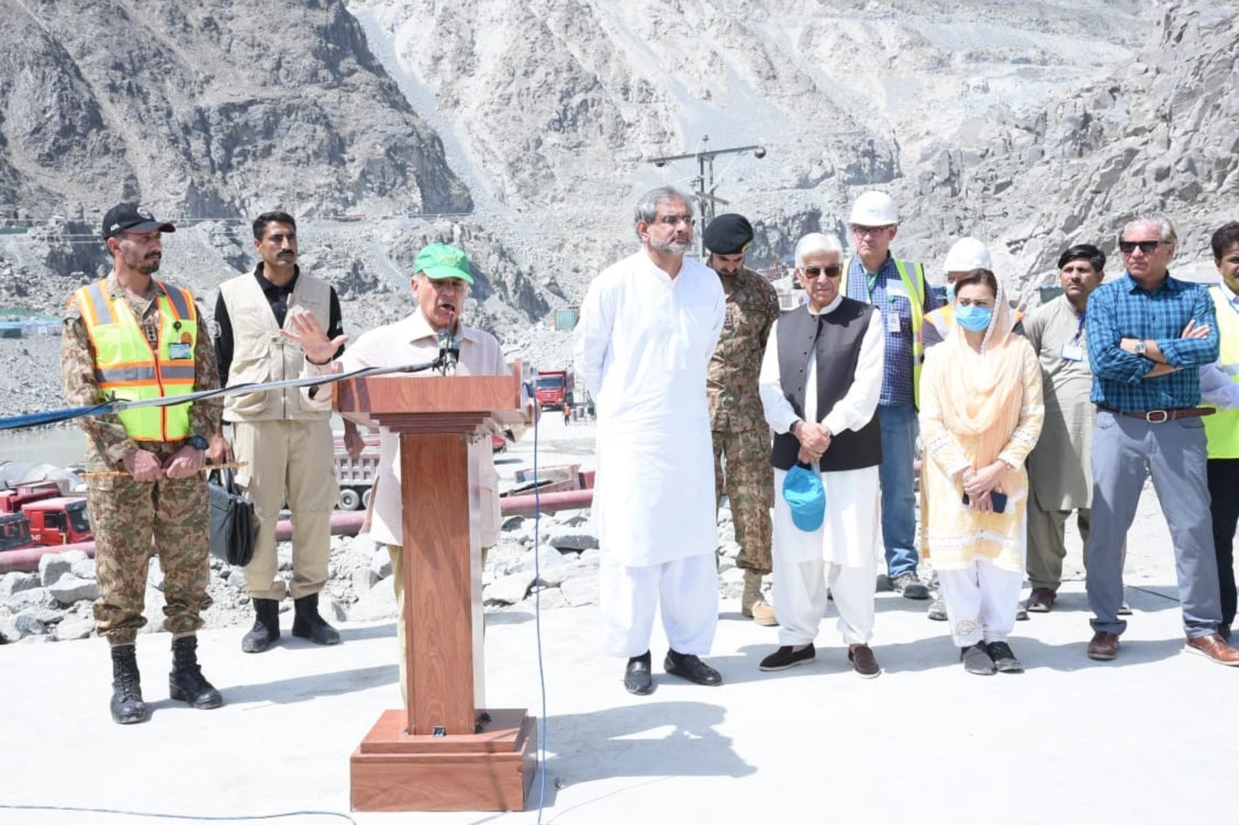 pm shehbaz at diamer photo pid