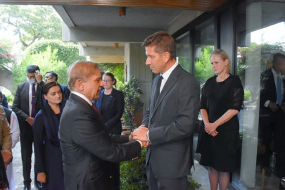 president pm visit uk hc to condole over queen s death