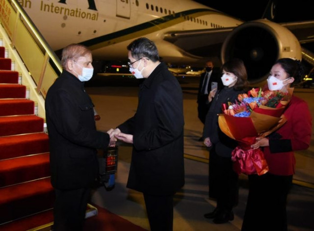 senior chinese officials warmly receive prime minister shehbaz sharif upon his arrival in beijing on tuesday november 1 photo app senior chinese officials warmly receive prime minister shehbaz sharif upon his arrival in beijing on tuesday november 1 photo app