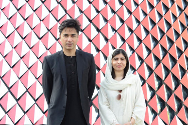 renowned singer shehzad roy termed his visit to pakistan pavilion an amazing experience photo twitter shehzadroy