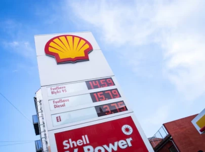 shell declares force majeure to clients who buy qatari lng sources say