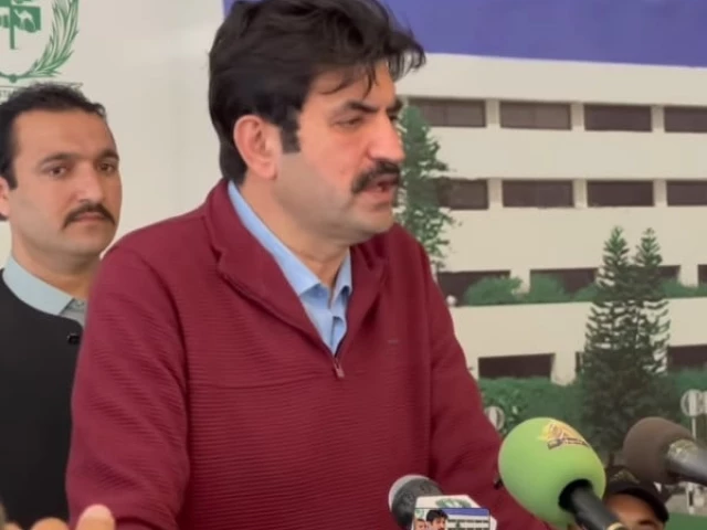 senior leader of pakistan tehreek e insaf sher afzal marwat photo screengrab