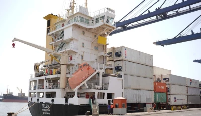 first container vessel mv selen arrives at karachi port after reopening of the strait of hormuz photo express