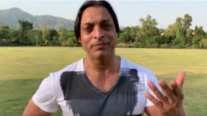 shoaib akhtar lashes out at new zealand cricket over deportation threat shoaib akhtar lashes out at new zealand cricket over deportation threat