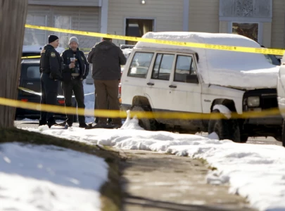 two virginia beach police officers fatally shot during traffic stop