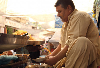 masters of spices cheek by jowl chaat houses dish out the barbs in battle for customers