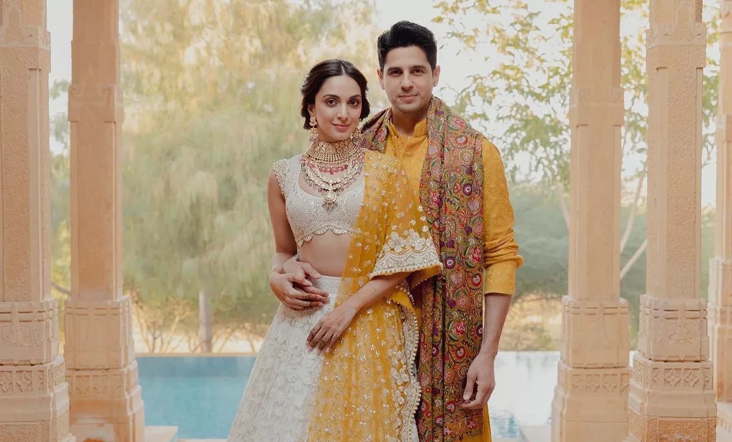 in pictures sidharth kiara don colour coordinated manish malhotra outfits for their mehendi in pictures sidharth kiara don colour coordinated manish malhotra outfits for their mehendi