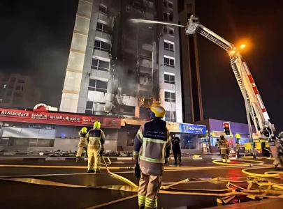 fire breaks out in dubai s al barsha building near mall of the emirates